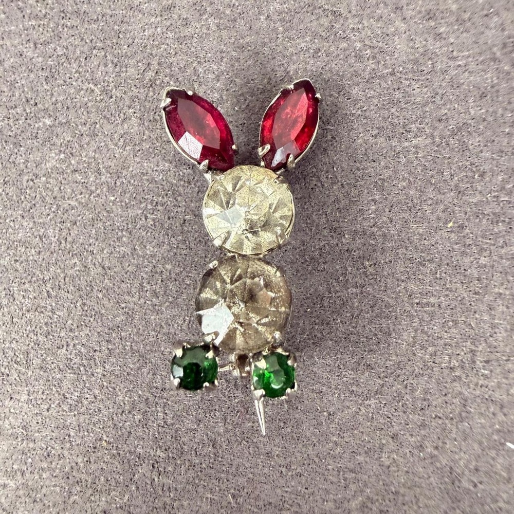 Vintage Animal Rabbit‎ Brooch Rhinestone Figural Bunny Pin Silver Tone